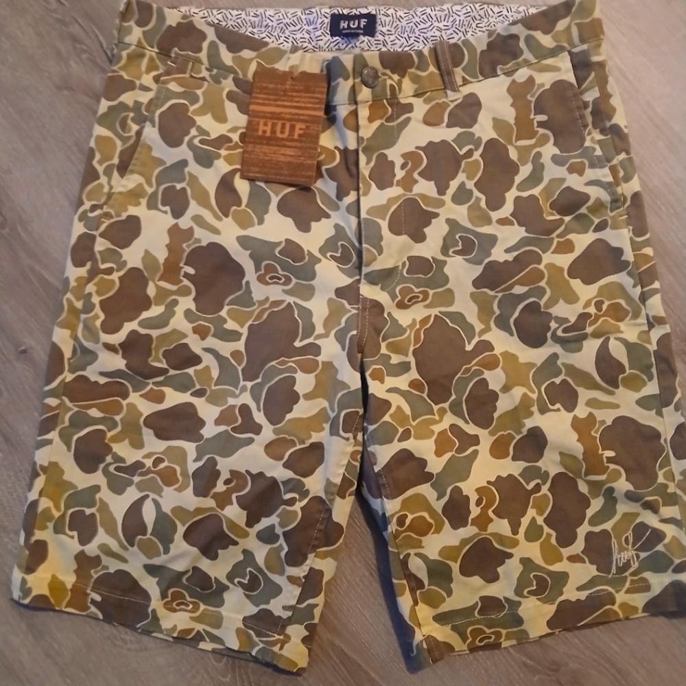 HUF Men's Camo Shorts Size 34